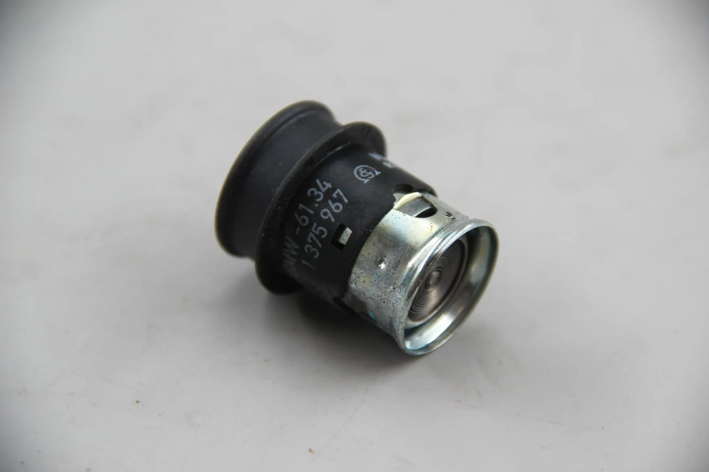 Original BMW E36 316i-328i M3 E34 E39 E32 E38 E31 Z3 Anzündereinsatz 61341375967