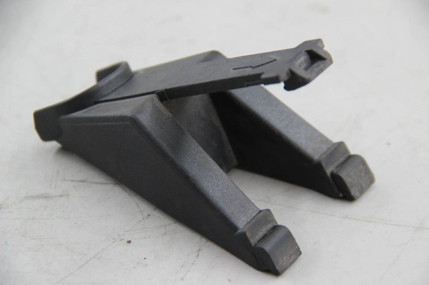 Original BMW E30 316i 318i E34 E32 Halter Wasserkühler A=90MM 17111709332
