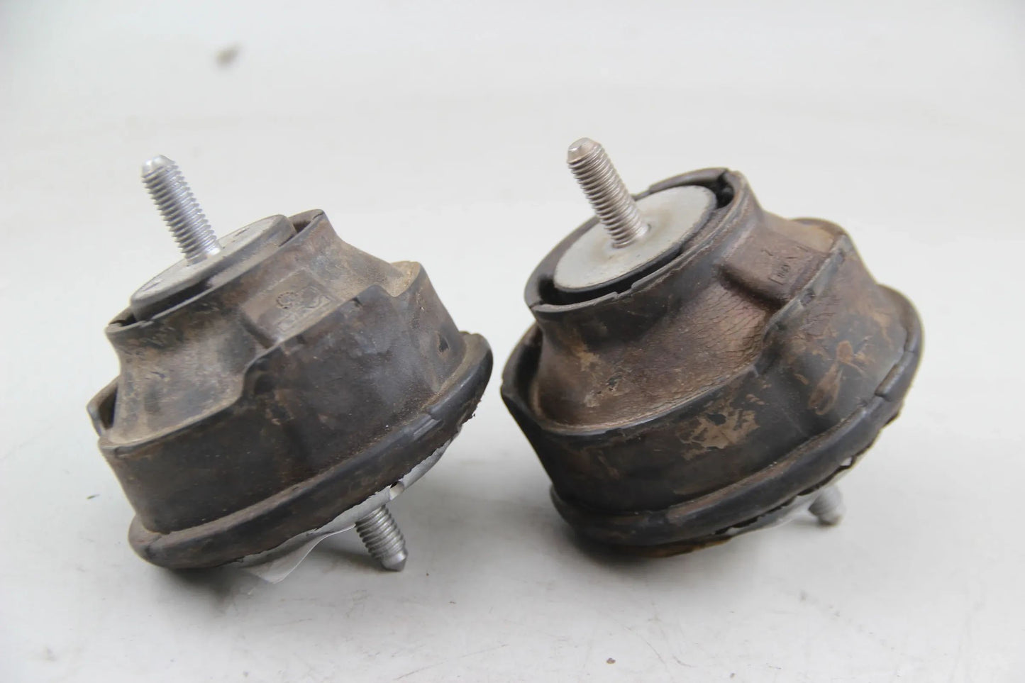 Original BMW E46 316i 318i 320d E85 Motorlager links + rechts 22116785583