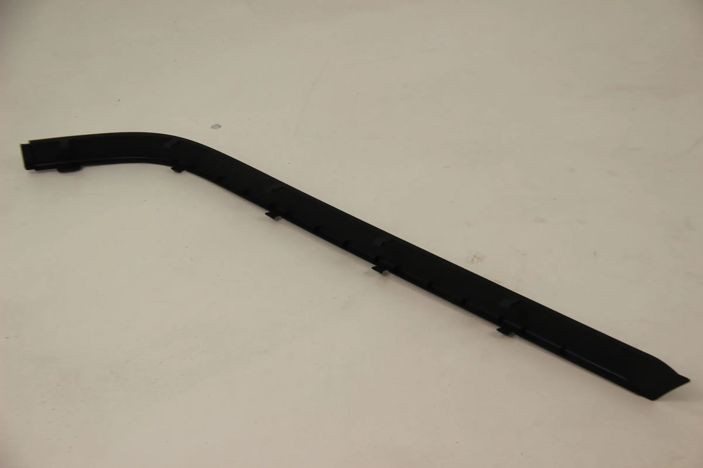 Original BMW E39 520i-540i Limousine Stossleiste hinten links 51128184507