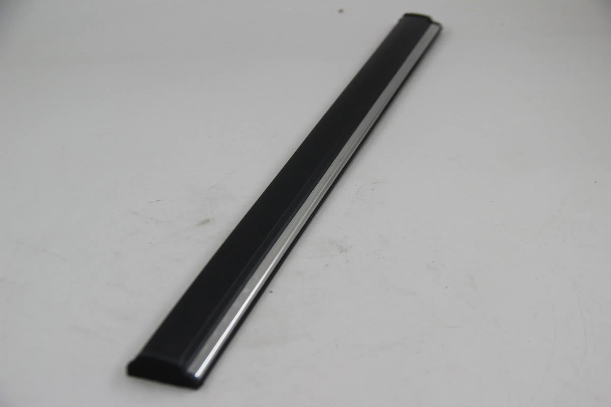 Original BMW E10 1502 2000 2002 Stossleiste Seitenwand hinten links 51131814689