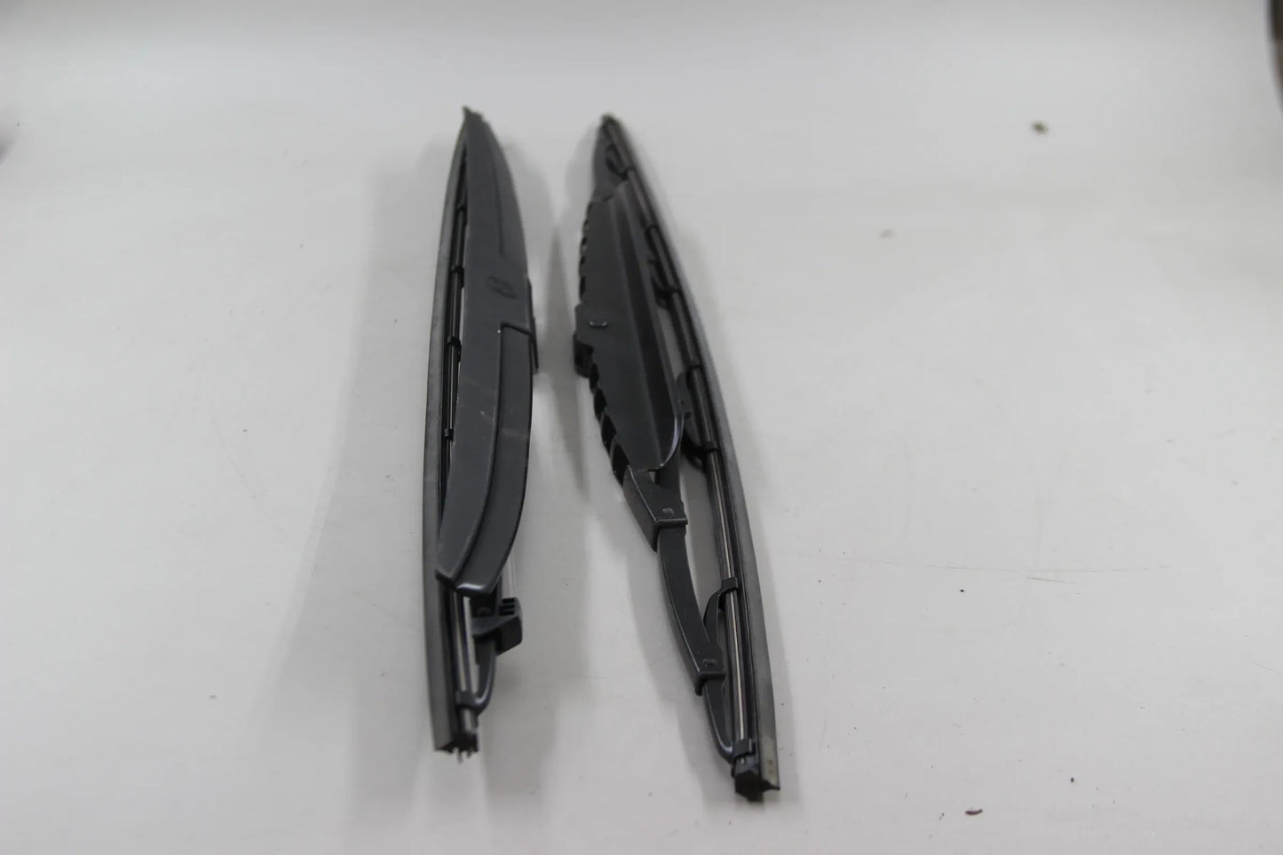 Original BMW E38 728i-750i L7 Limousine Satz Wischerblätter NOS NLA 61619070577
