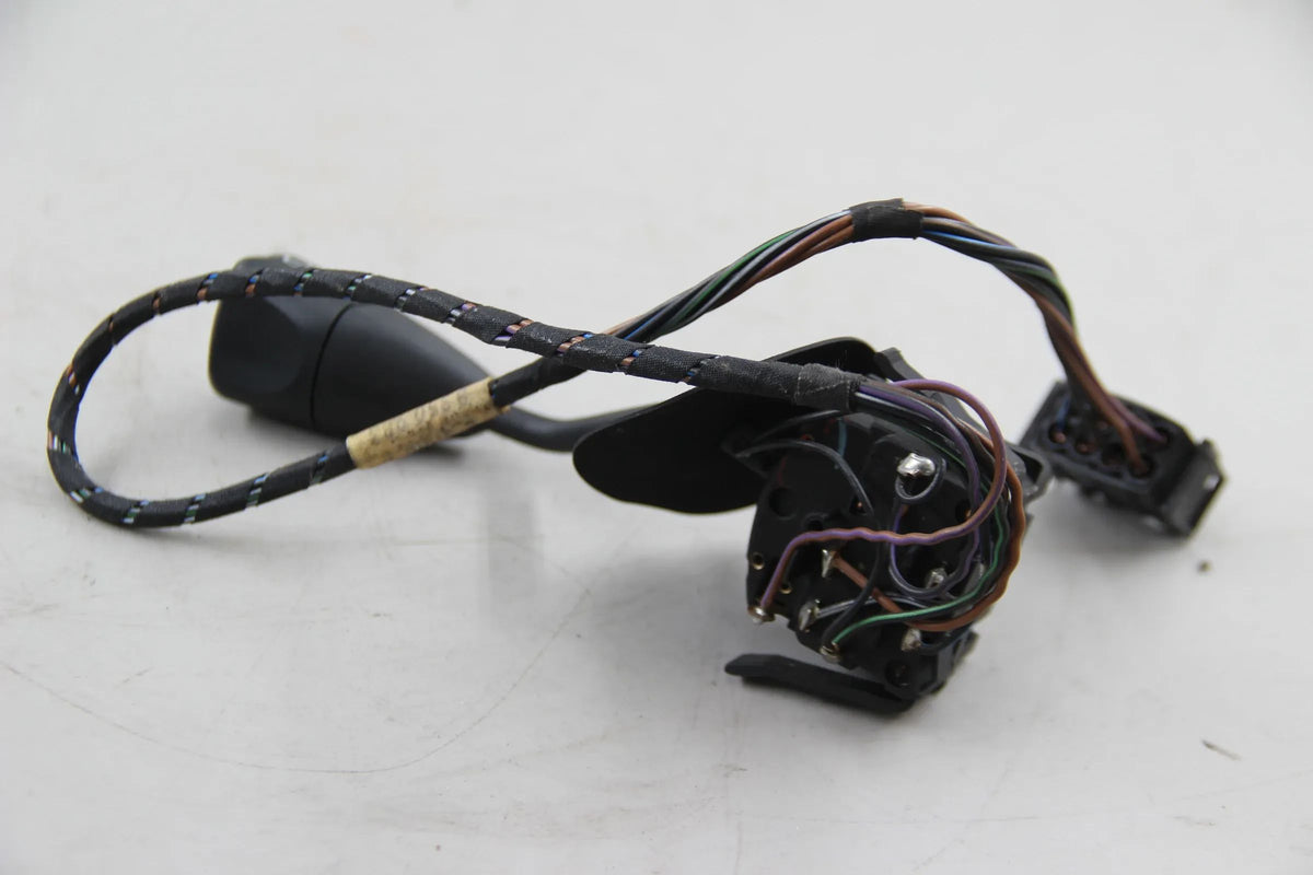 Original BMW E34 518i-540i M5 3.6 E32 730i Schalter Scheibenwischer 61318350983