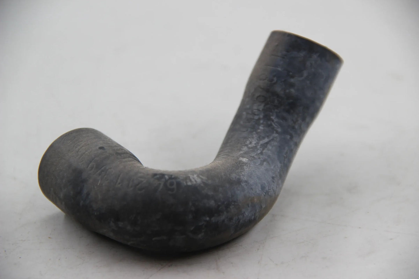 Original BMW E21 E28 E34 E32 Schlauch Zusatzwasserpumpe-Wasserventil 64211379956