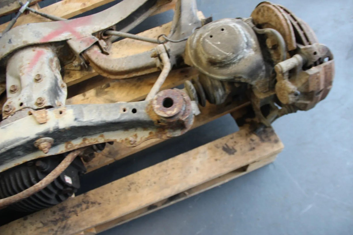 Original Toyota supra Supra A60? Hinterachse Komplett LSD Sperrdiff Schwinge