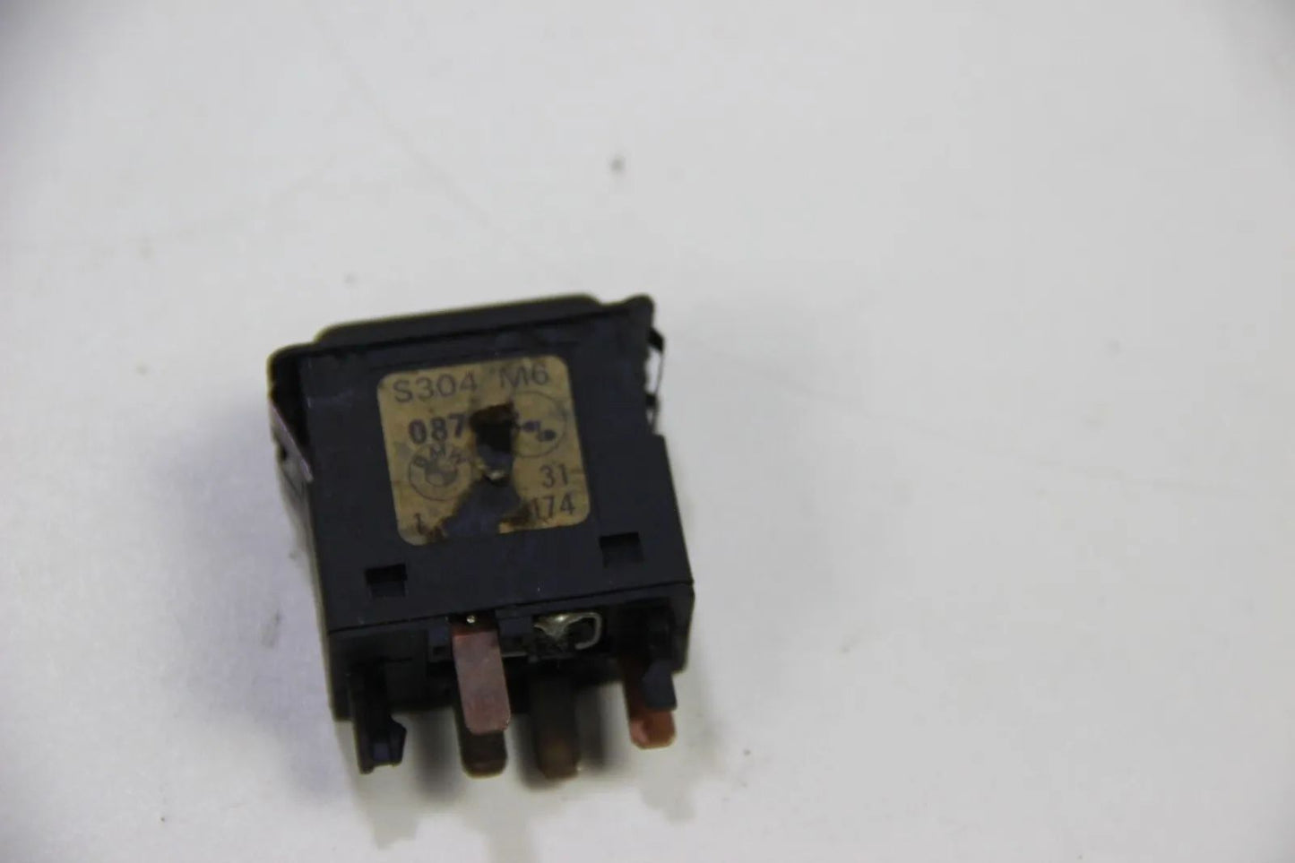 Original BMW E30 Heckscheibenheizungsschalter elektrisch 1381174