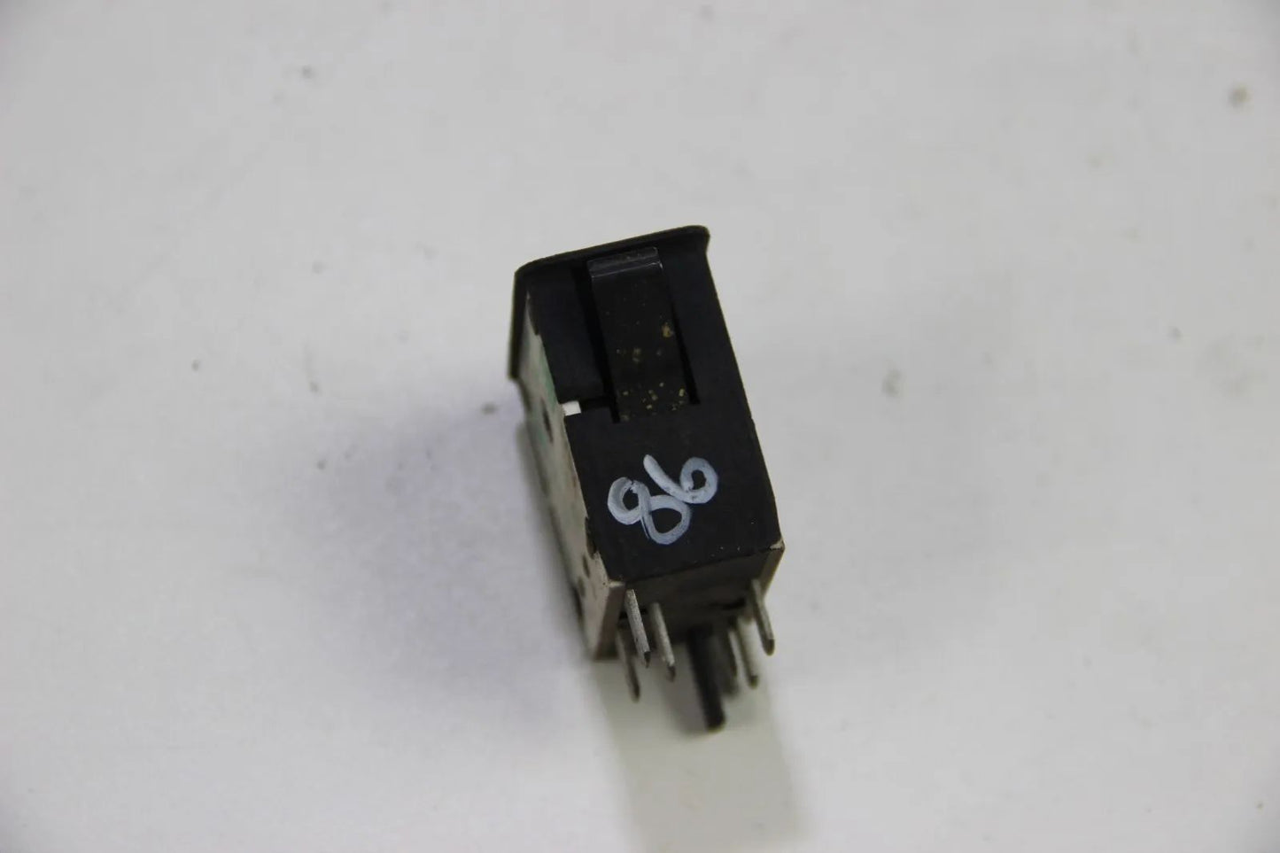 BMW E30 E28 E24 Überblendregler mit Flachsteckern Soundsystem 65121375982