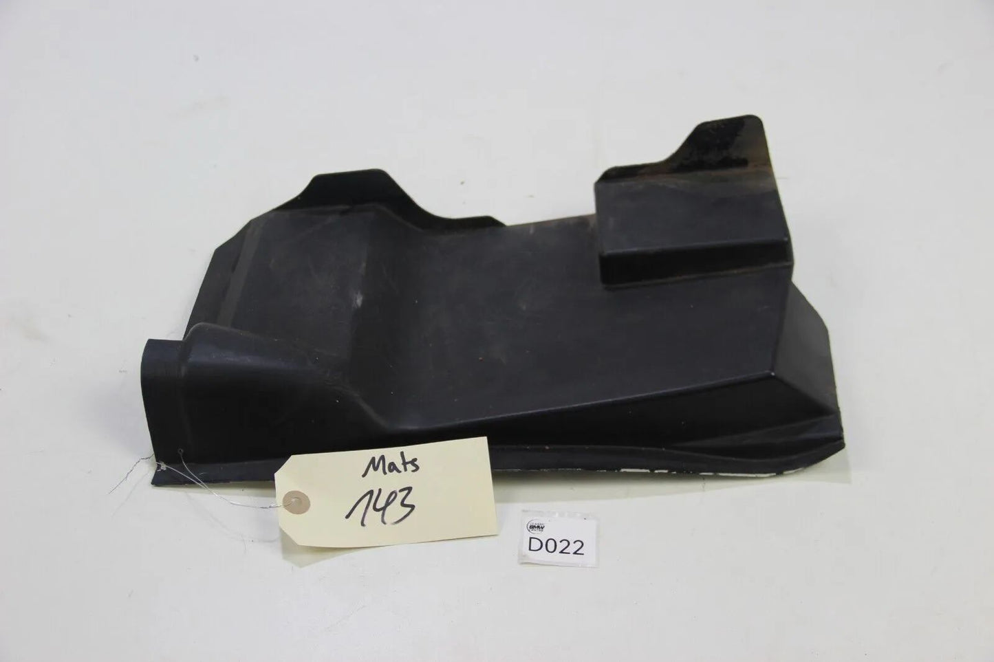 Original BMW E30 320i 325i M3 Abdeckung Stirnwand 1380392 Cover Batterie