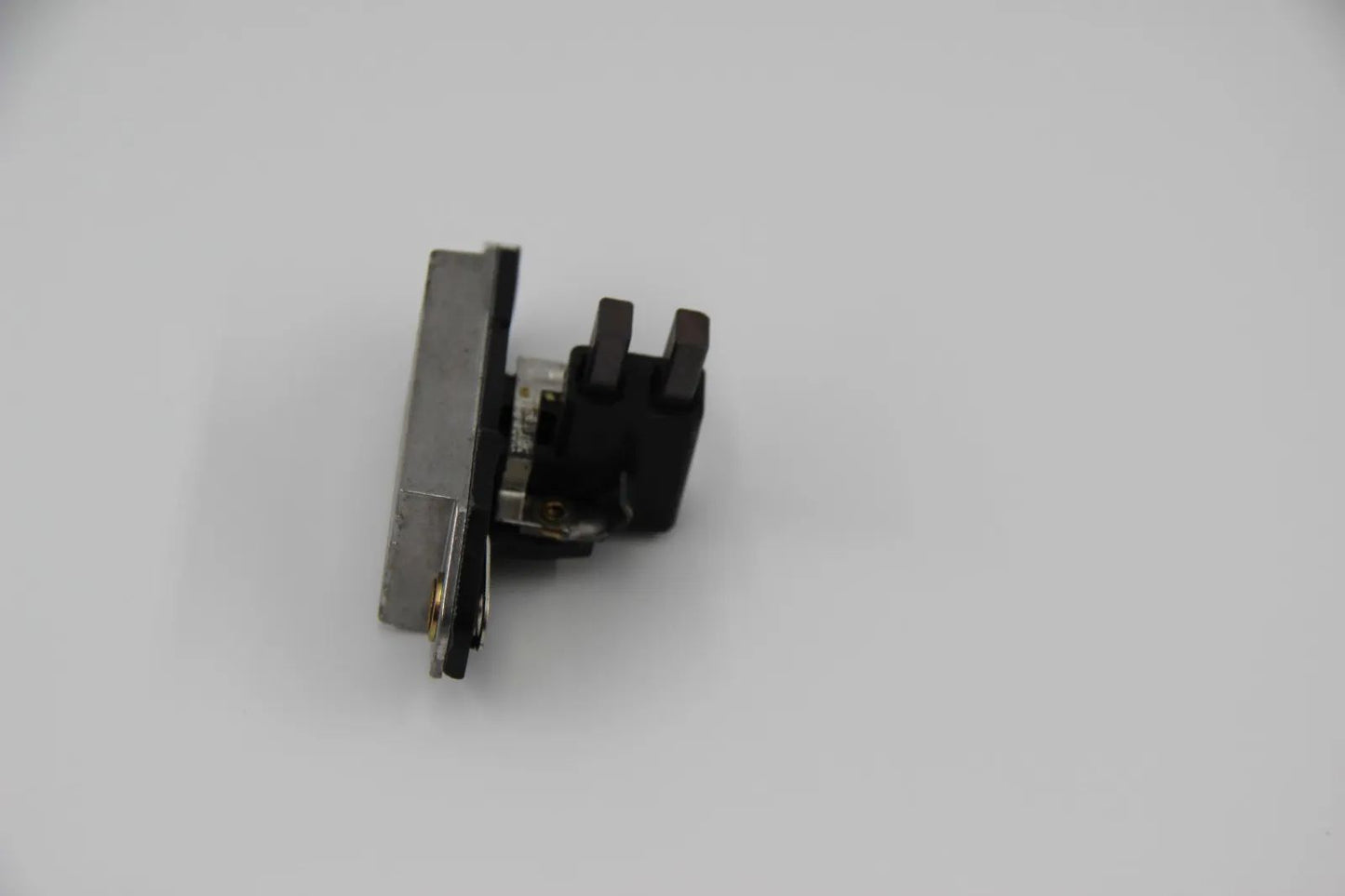 Original BMW E3 E26 E21 E12 E24 E23 Regler Generator Bosch NOS 12311286073