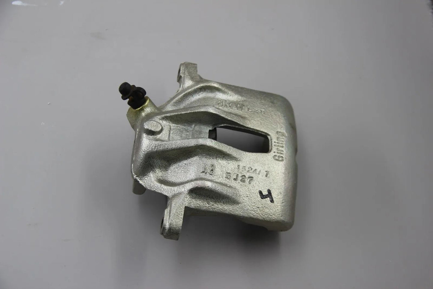 Original BMW E30 316i 318i M10 M40 Bremssattelgehäuse rechts 34111154378