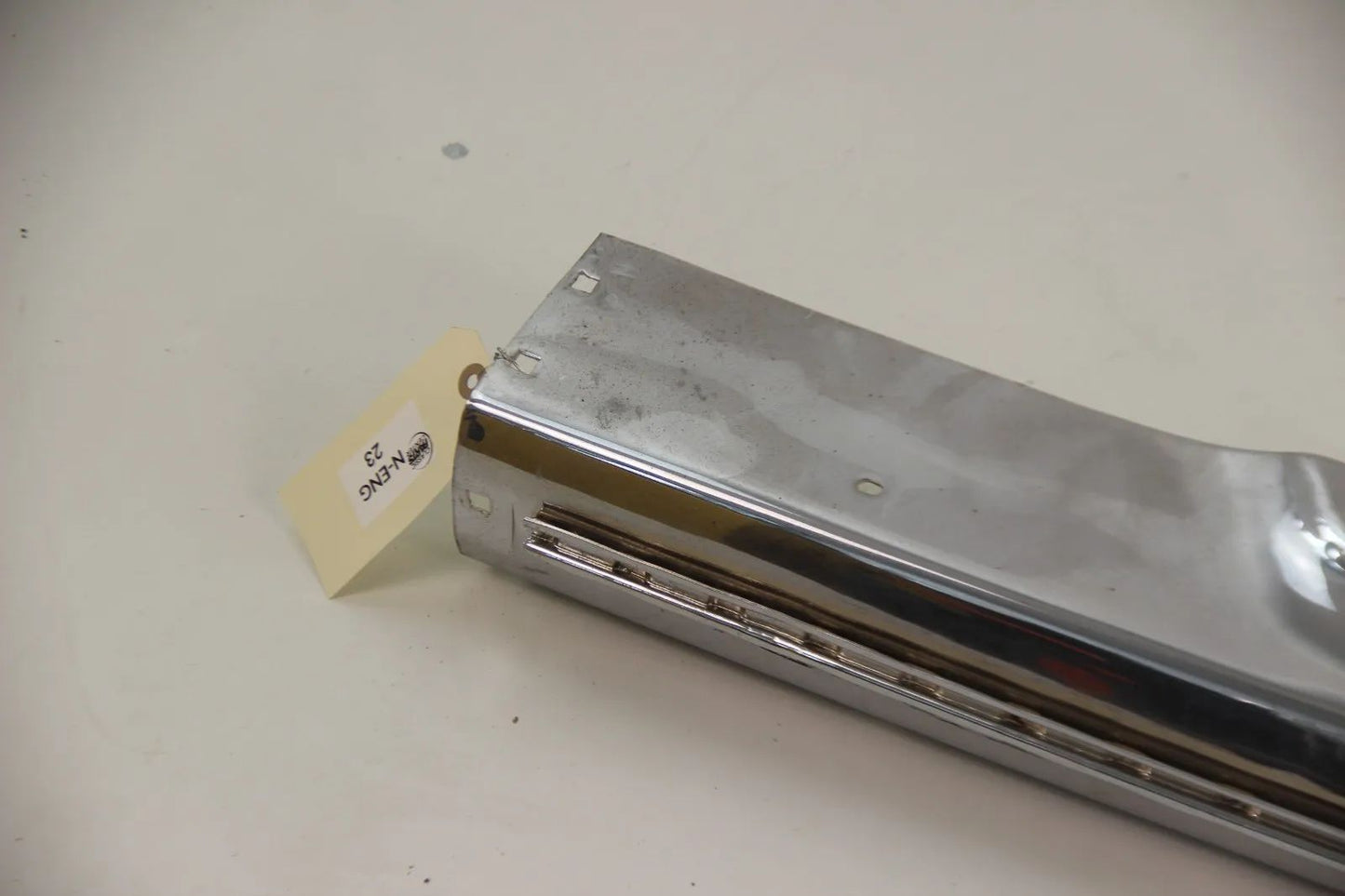 Original Mercedes W108 W109 S-Klasse Stoßstangenecke Hinten Rechts Chrom