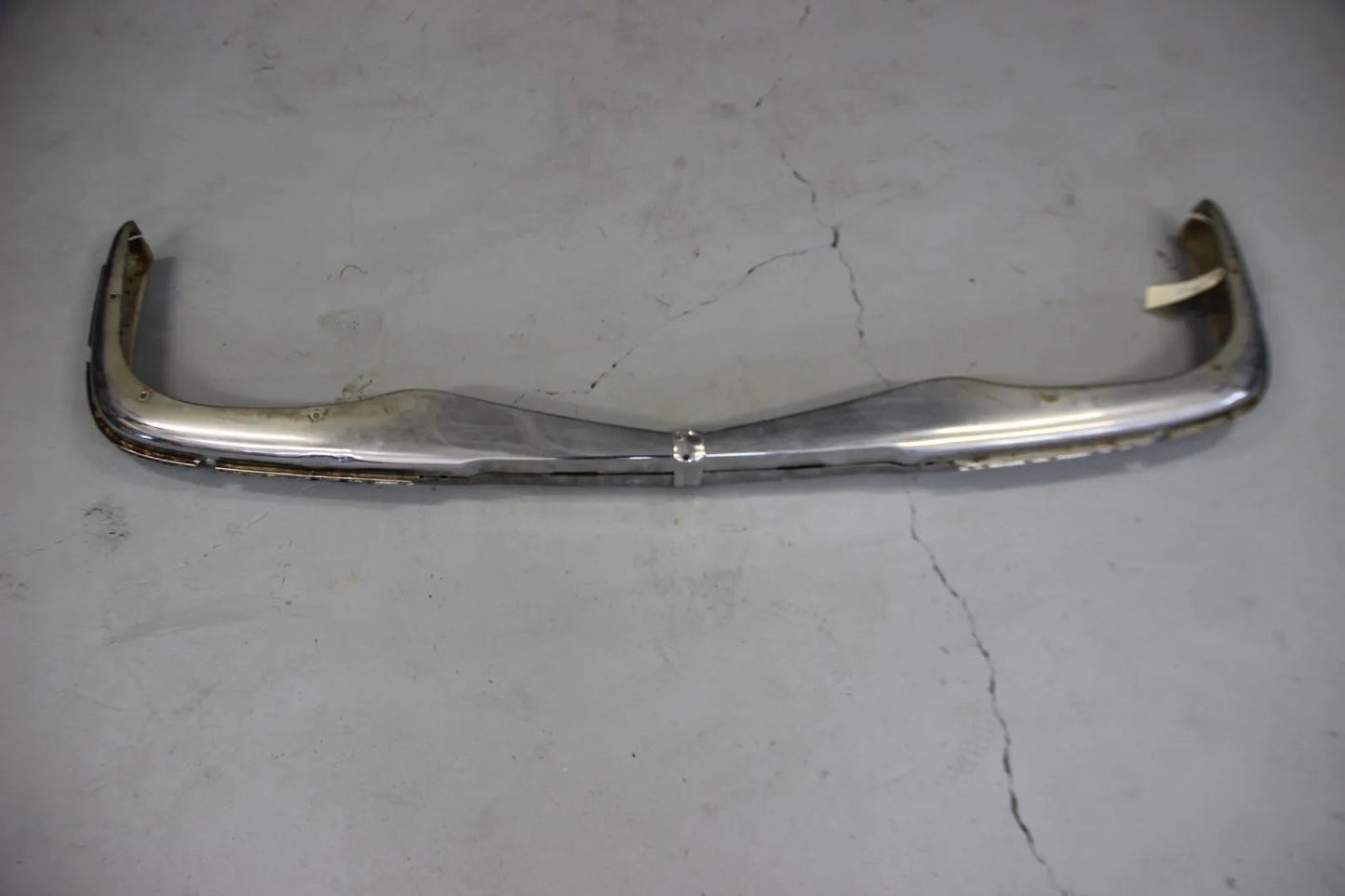 Original Mercedes W108 W109 S-Klasse Stoßstange Hinten Chrom Rear Bumper Chrome