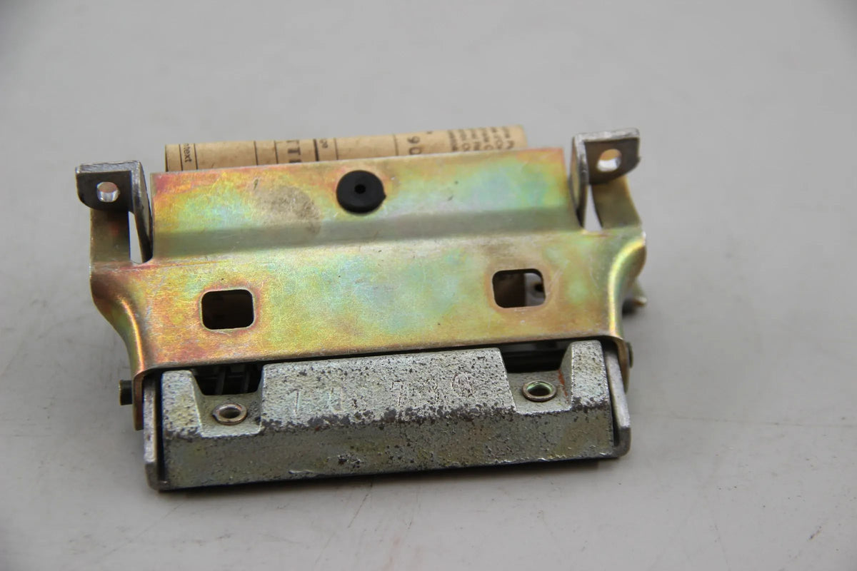 Original BMW E3 2.8L 2500 2800 3.0L Grundplatte hinten rechts 51221808406