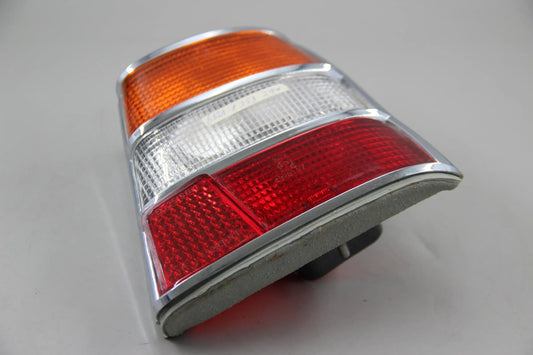 Original BMW NK 1800 4-Zyl Lichtscheibe rechts rot-weiss-gelb 63211353294