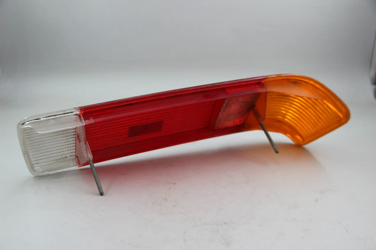 Original BMW E21 316 318 320 323i Limousine Lichtscheibe rechts 63211357344