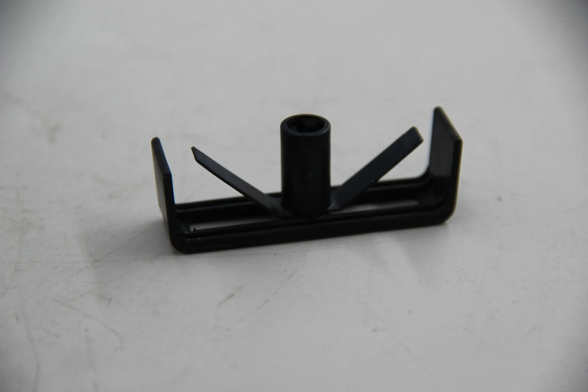 Original BMW E30 316i-325i M3 E36 E31 840Ci 850Ci Z3 Kabelhalter 61138353438