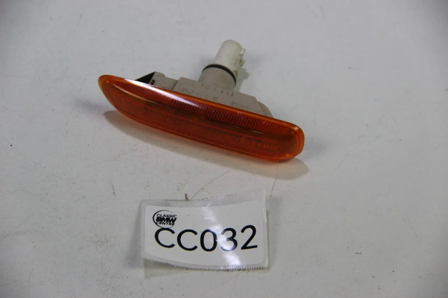 NEU Original BMW E46 Zusatzblinkleuchte links 63138370719 Kotflügel 3er