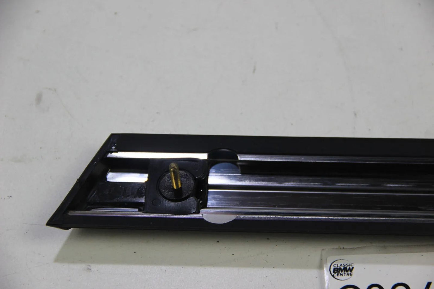 Original BMW E23 728i-745i Stossleiste Seitenwand vorne links NOS 51131848301