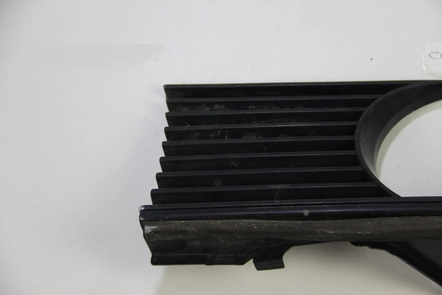 Original BMW E30 Scheinwerfer Umrandung Rechts Ziergitter Grill 1876092 3er