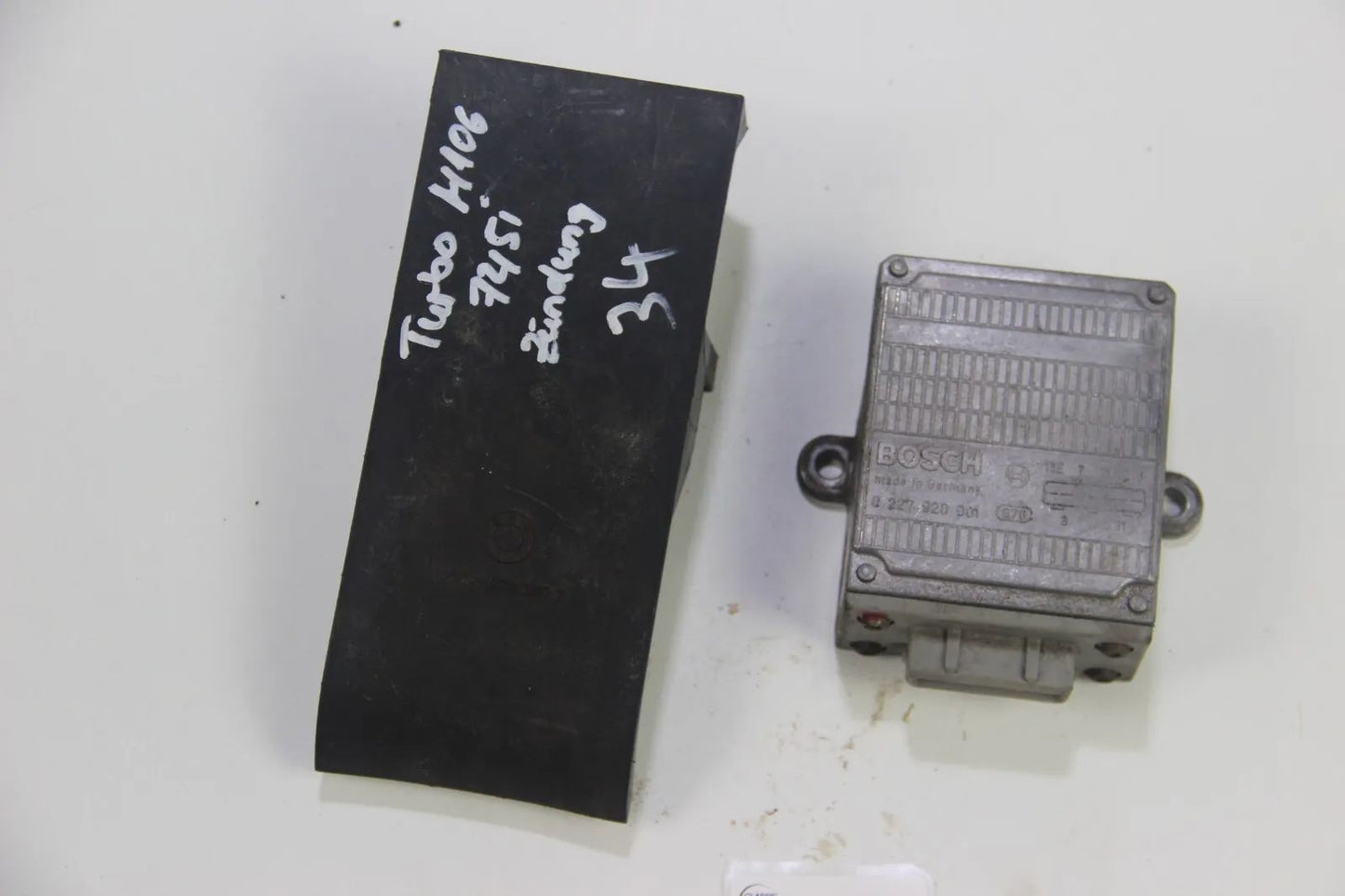 Original BMW E23 745i Turbo M106 Zündung Abdeckung 1273210 0227920001