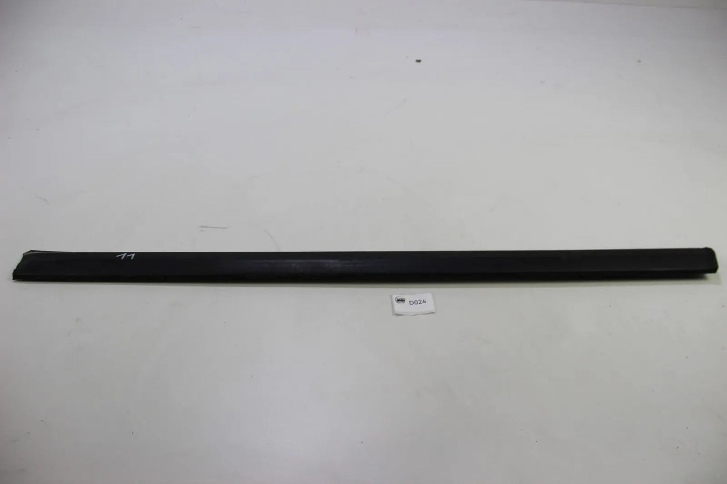 Original BMW E28 Zierleiste Tür vorne links Stoßleiste 1871695 Leiste Trim
