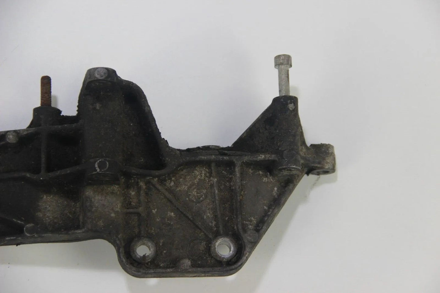 Original BMW E23 E24 E28 M30 Lagerblock Halterung Servo Pumpe 1274579