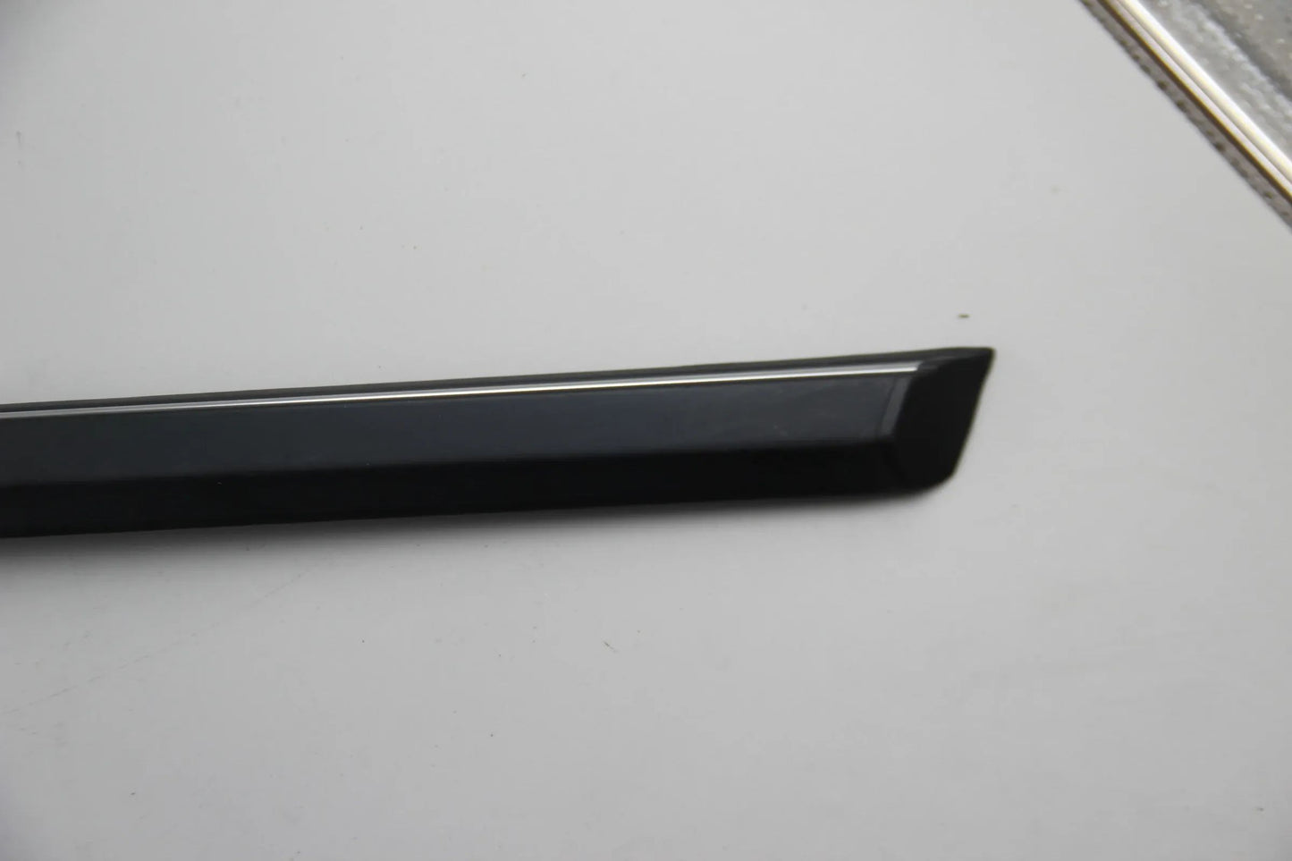 Original BMW E30 316i-325i Stossleiste Tür hinten links chrom NOS 51131904771