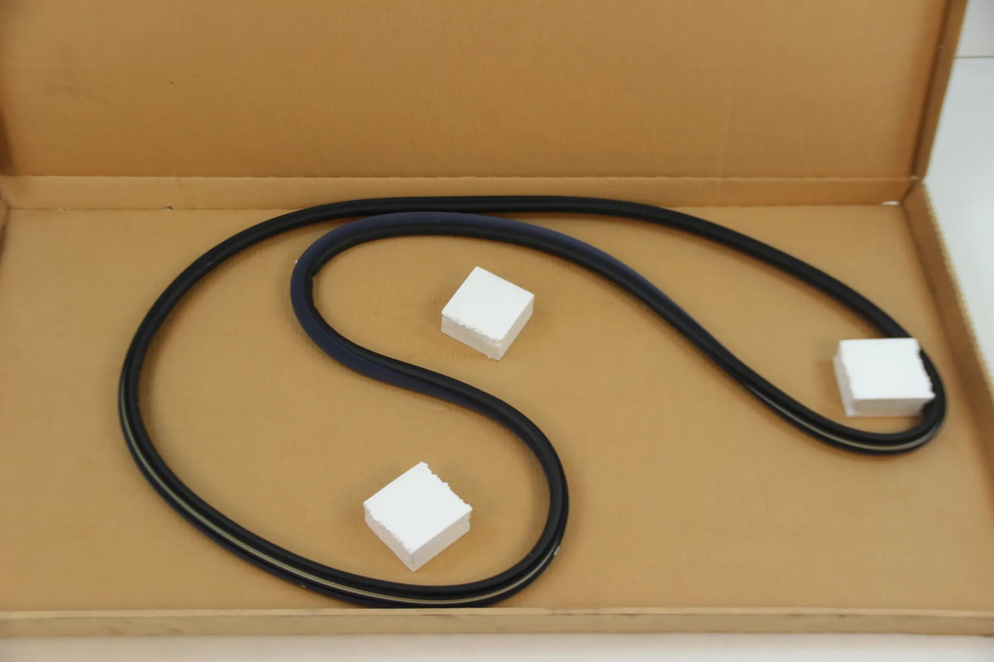 Original BMW E34 518i-540i M5 3.6 3.8 Kantenschutz hinten NOS 51728137774