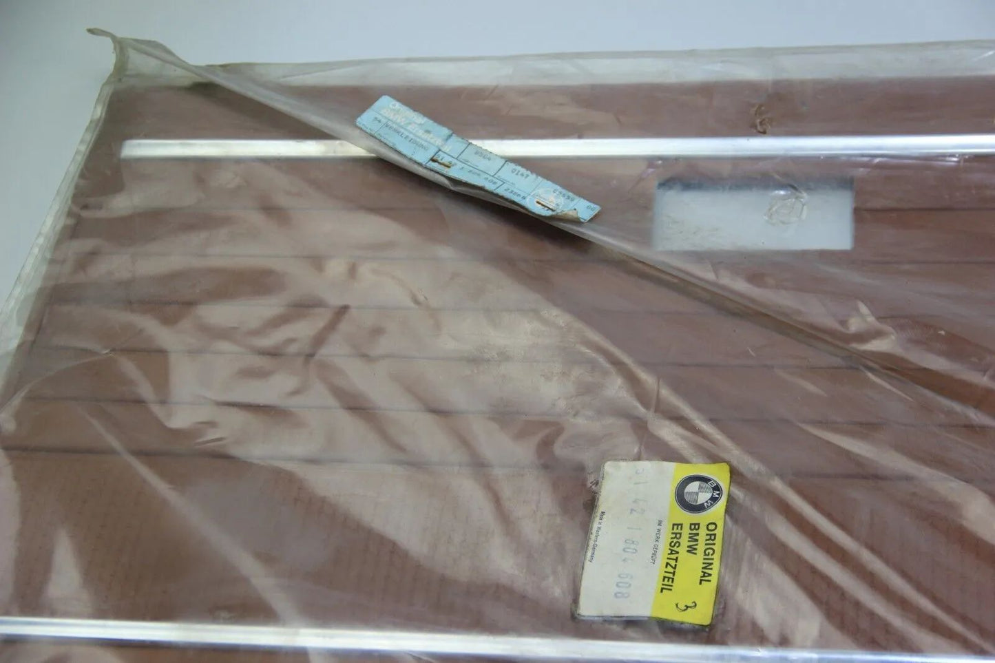 NEU NOS Original BMW E3 Türpappe Türverkleidung Leder hinten NEU 51421804608