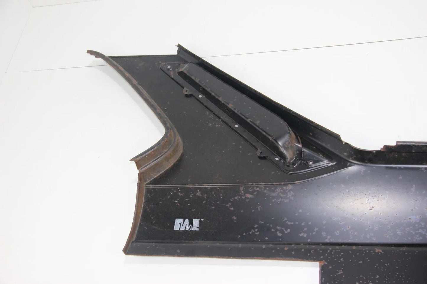 Original BMW E28 5er Seitenwand hinten rechts Quarter Panel 41351882710