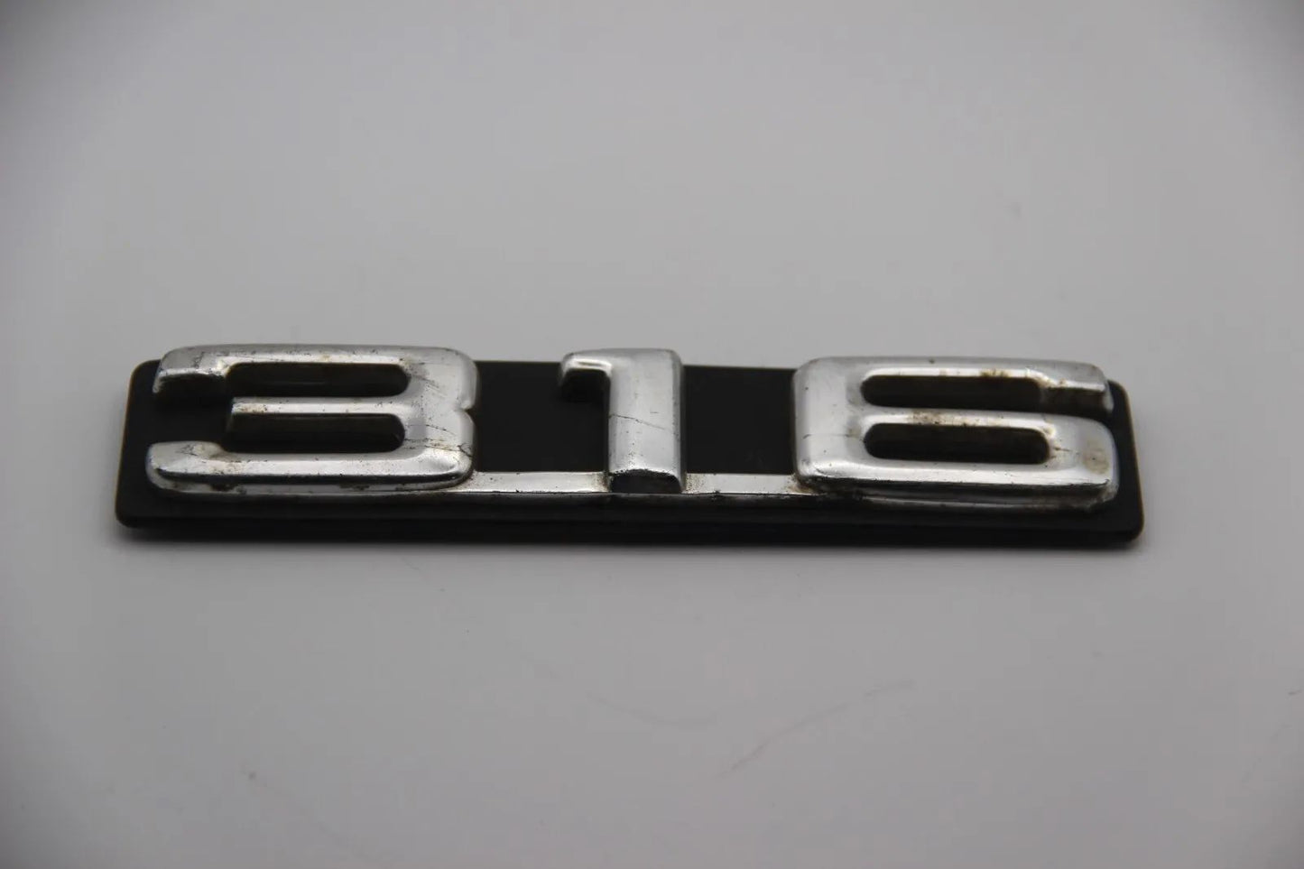 Original BMW E21 316 Modellbezeichnung Emblem Badge Schriftzug Typenschild
