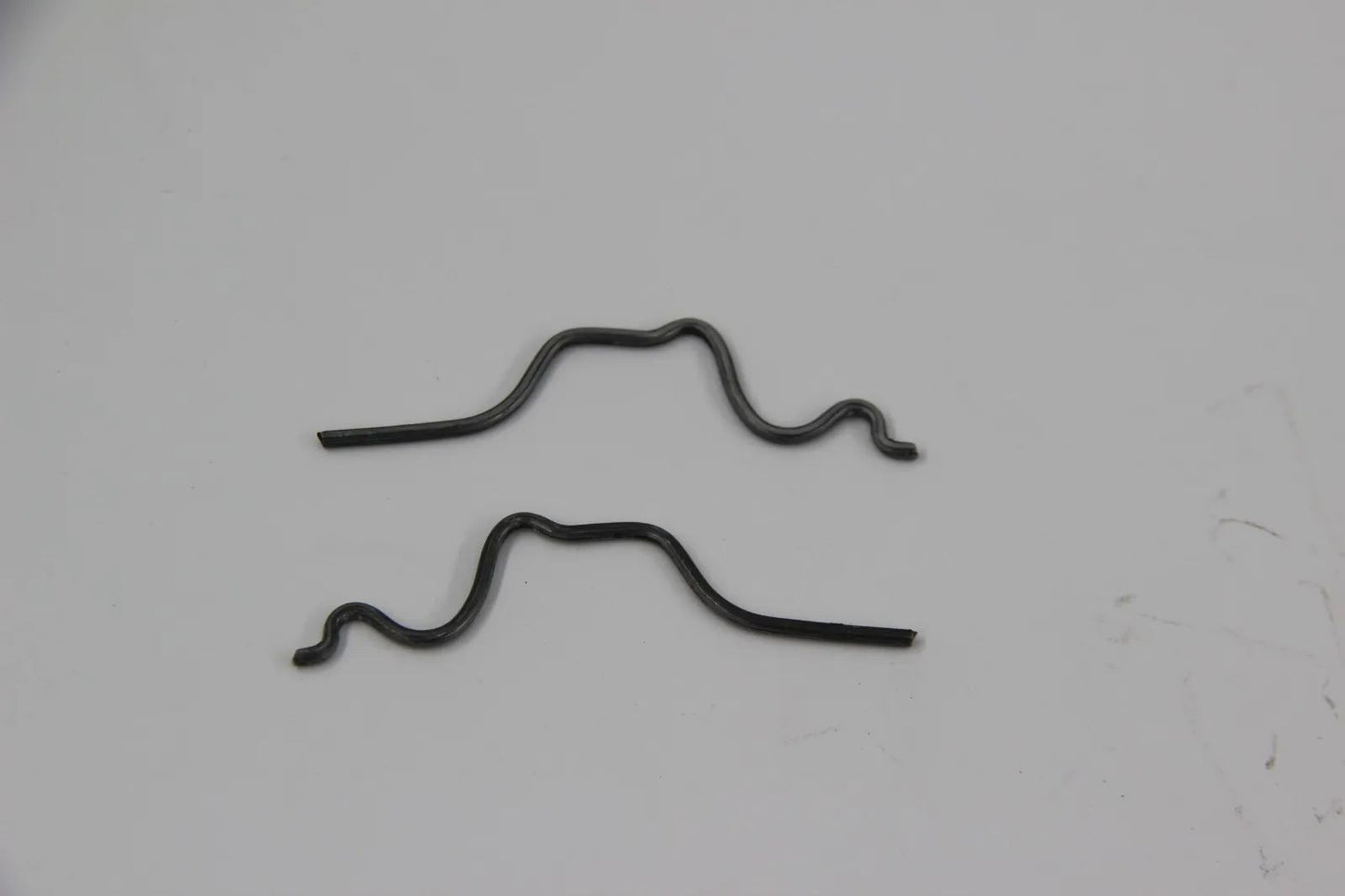 Original BMW E30 E36 E46 Feder Seitenwand Heckverkleidung 2x 51171888374