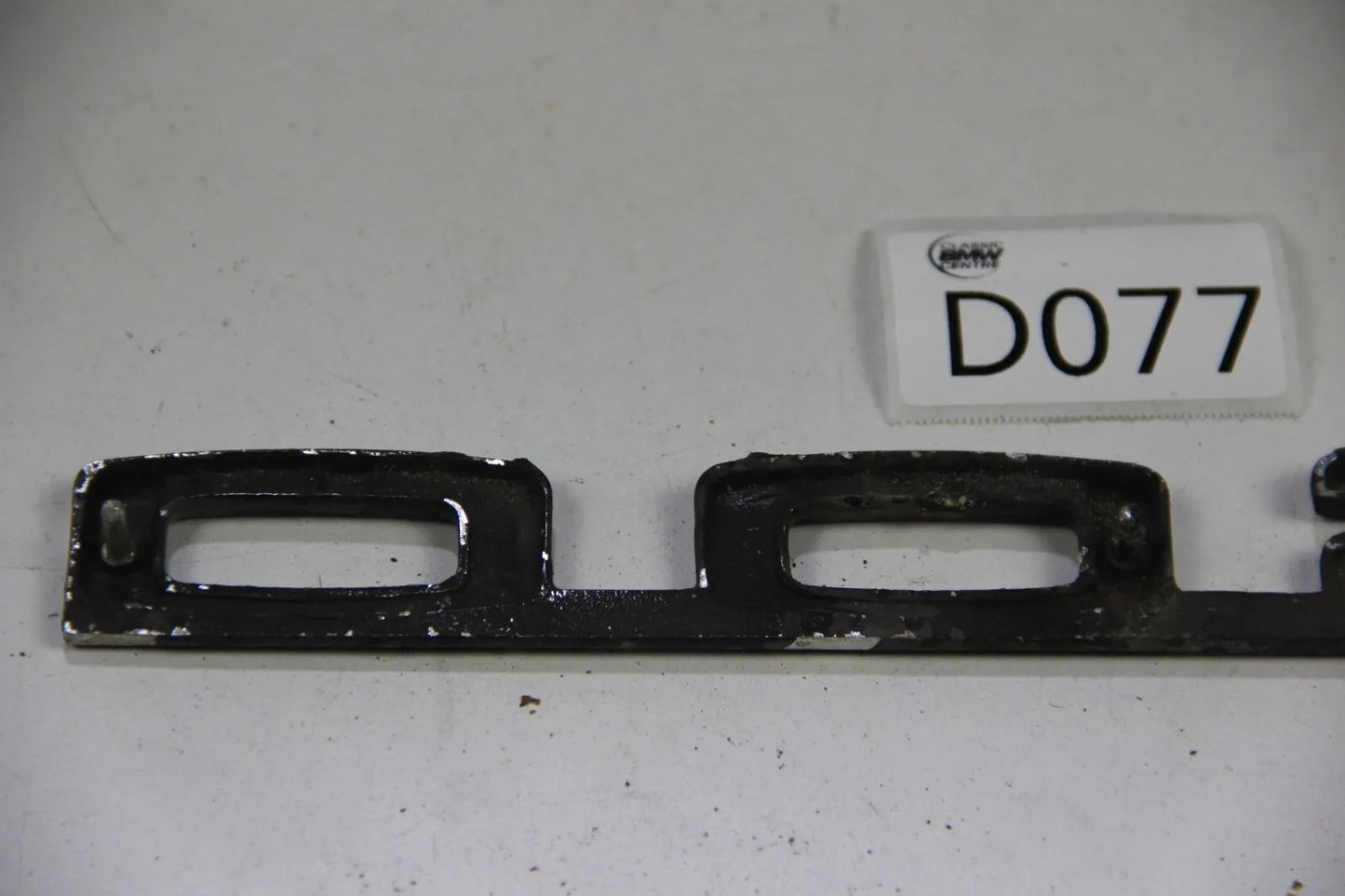 Original BMW E3 Modellbezeichnung Schriftzug Badge 2500 Schwarz Kofferraum