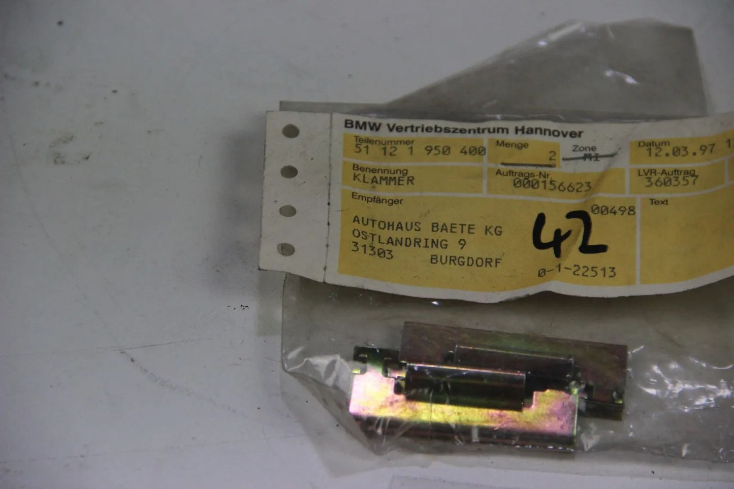 Original BMW E32 730i-750iL M30 M60 2x Klammer Clip Clips  51121950400