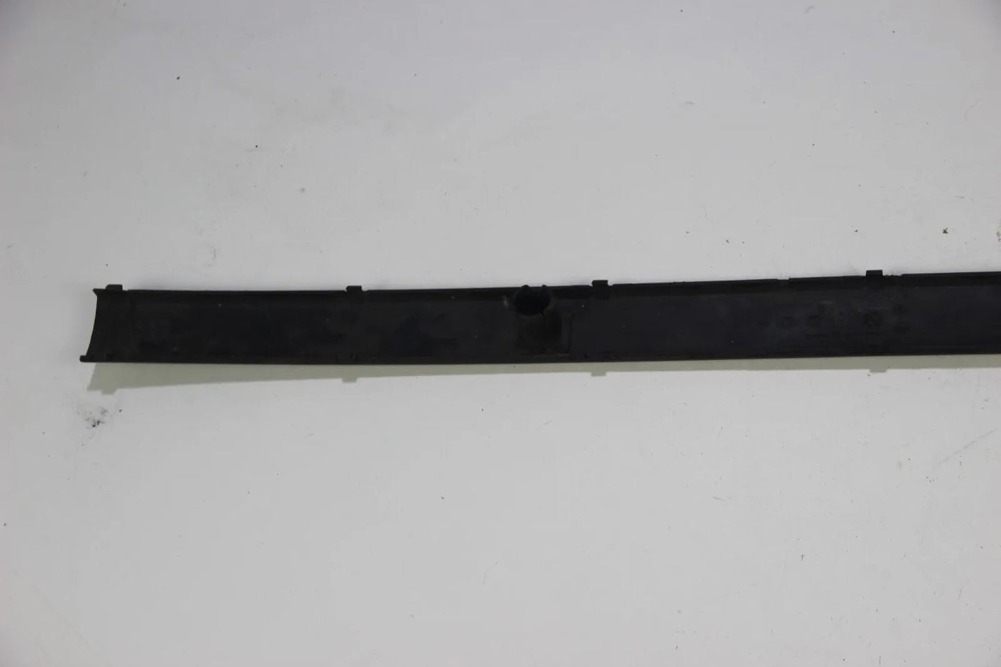 Original BMW  E36 compact Zierleiste Stoßstange PDC 8206375