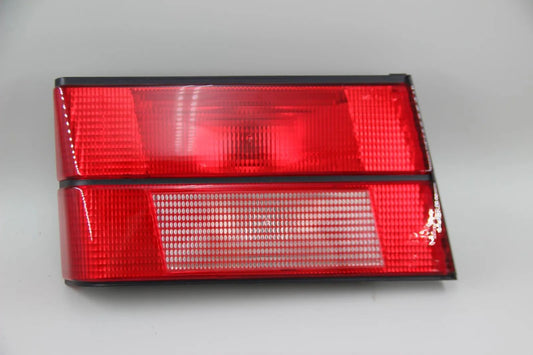 Original BMW E34 Touring  Heckleuchte Beleuchtung Heckklappe links 63218351631