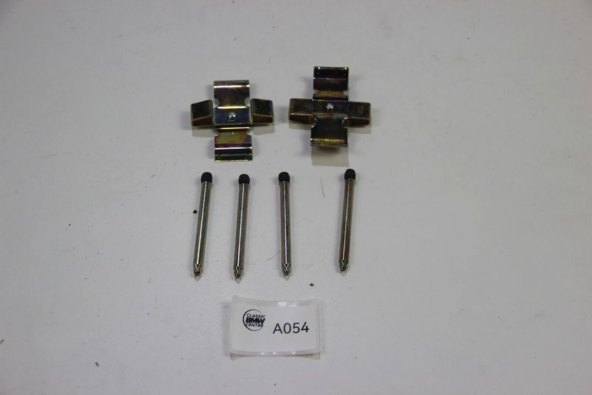 Original BMW E21 Zubehör Belagsatz 34211150542 Bremssattel Zubehör Clips