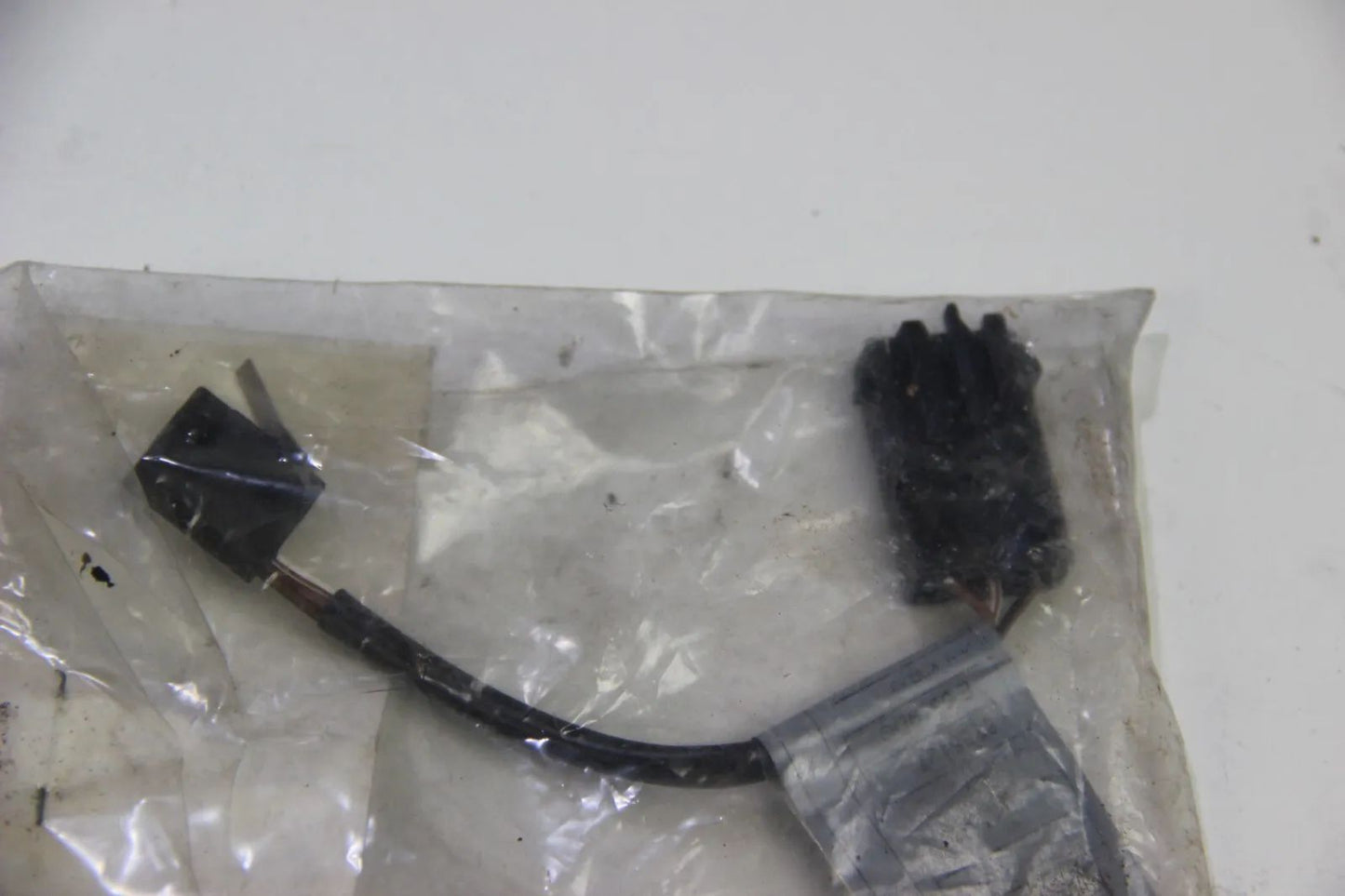 NEU Original BMW E34 E39 Schalter Microschalter heckscheibenschloss 61318355127