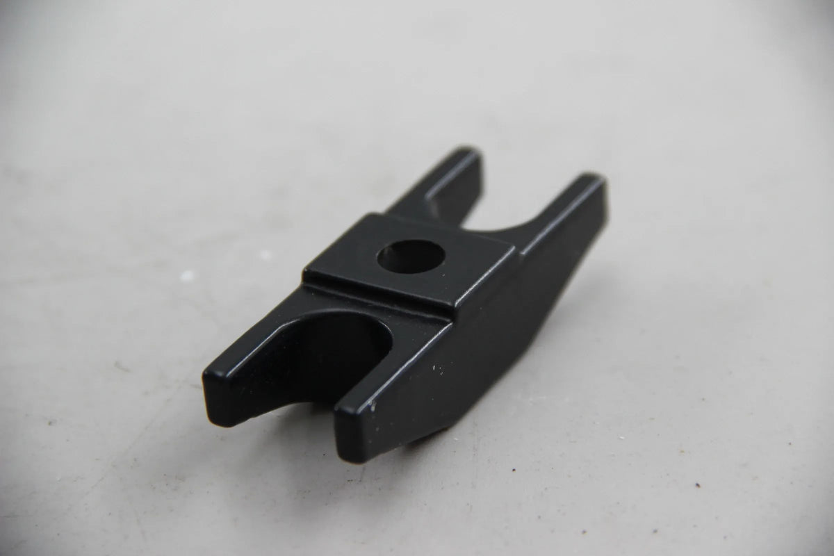 Original BMW E36 325td E34 524td E39 E32 730i E38 Halter Ölleitung 17212243052