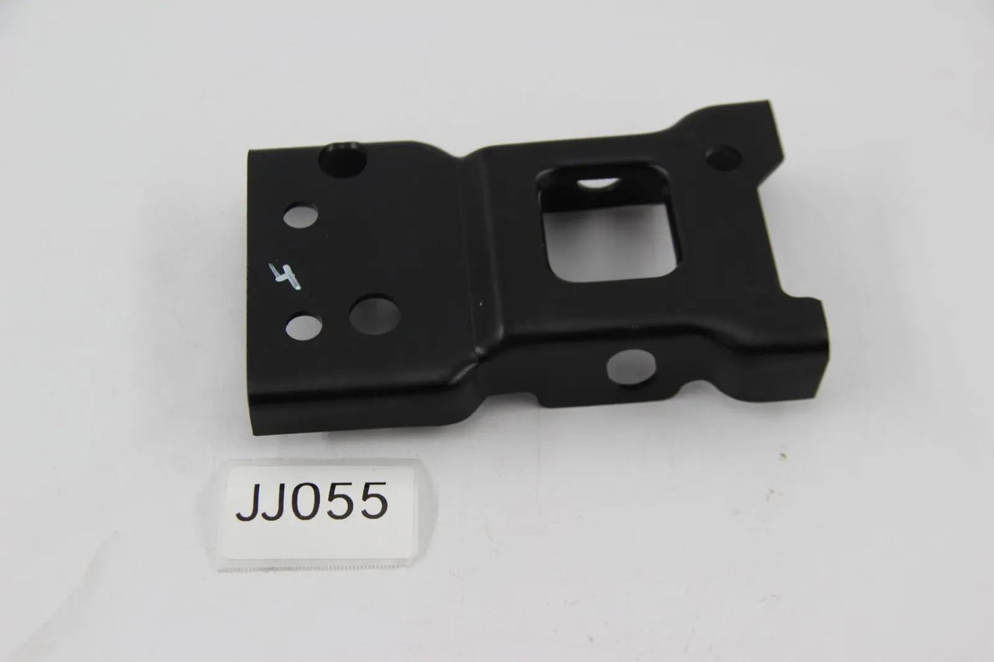 Original BMW E30 316-325ix  Stütze links Stossstange vorne 51111945911