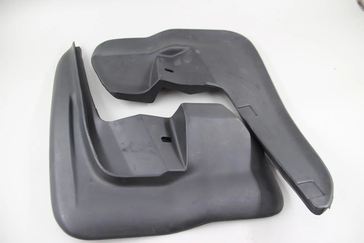 Original BMW E34 Limo/Touring Satz Schmutzfänger vorn NOS 72608102996
