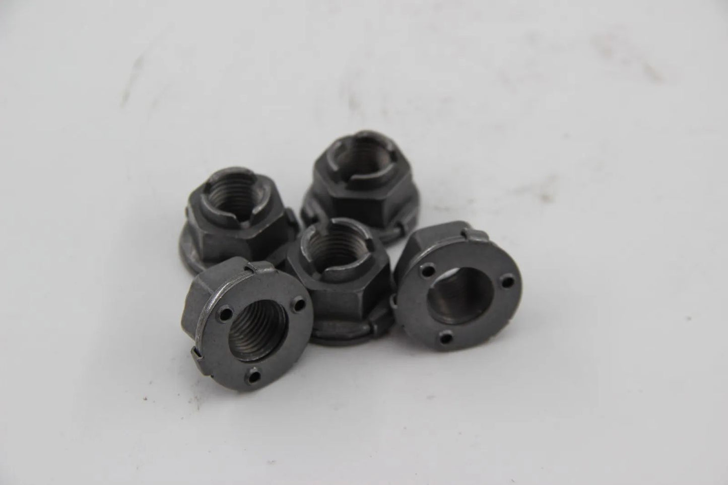 Original BMW E90 E92 E93 F22 F23 Kombimutter M14X1,5-10ZNNIV 5Stk  33306787062