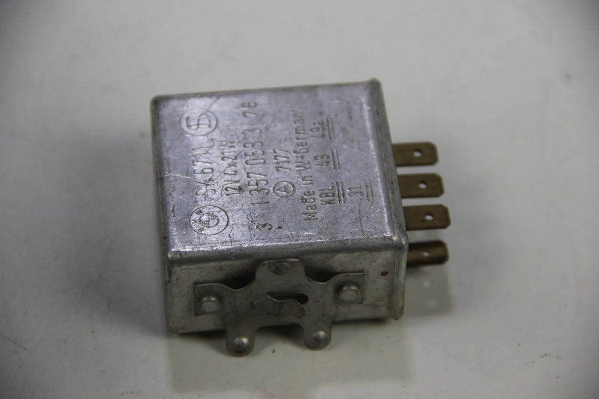 Original BMW E3 E9 E12 E24 E23  Relais Siemens Sk6711 Relay Oldtimer 1357053