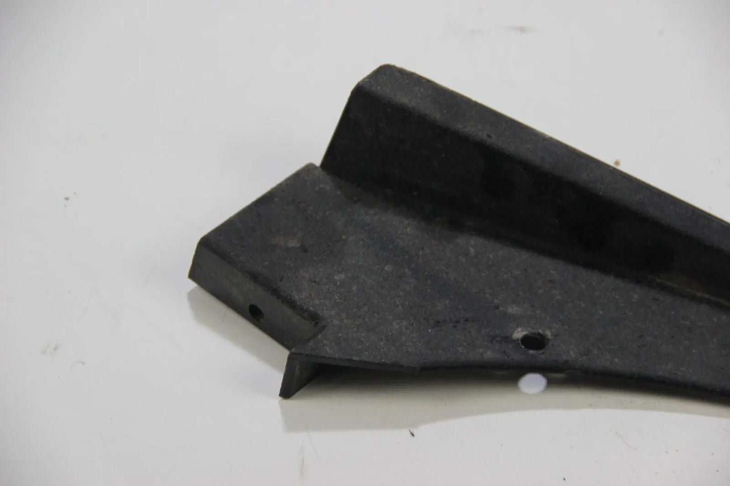 Original BMW E30 M3 S14 Radhaus Abdeckung Stoßstange hinten links Halterung 3er