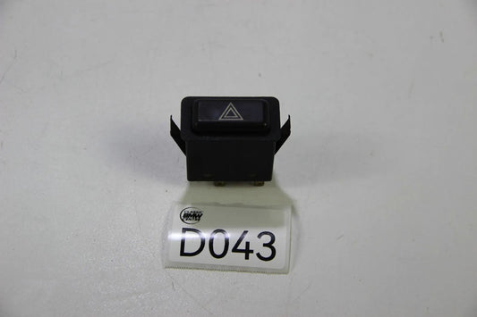Original BMW 3er E30 Warnblinkleuchte Schalter/ Gefahrenhinweis 1367342