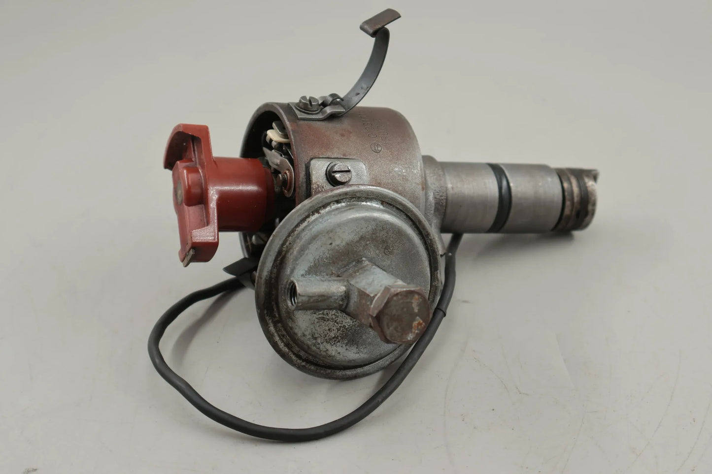 Mercedes-Benz W111 W113 W108 Zündverteiler Verteiler Bosch JFUR 6 0231116048
