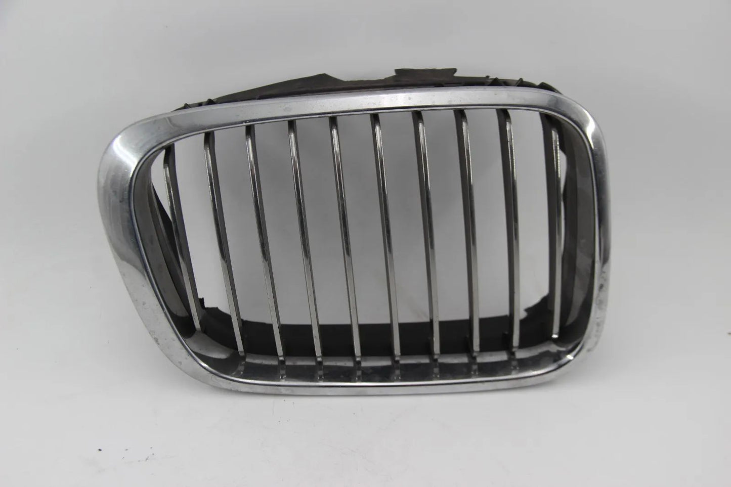 Original BMW E36 3er 316i-328i Ziergitter Niere Vorne Rechts Chrom 51138195056