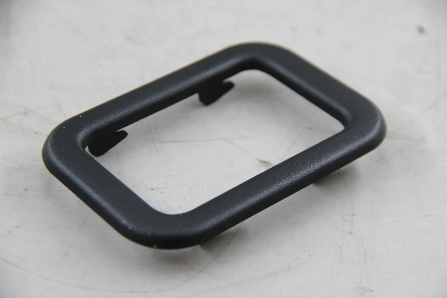 Original BMW E30 316i-325i M3 E28 518i E24 E23 Z1 Blende schwarz 51211876043