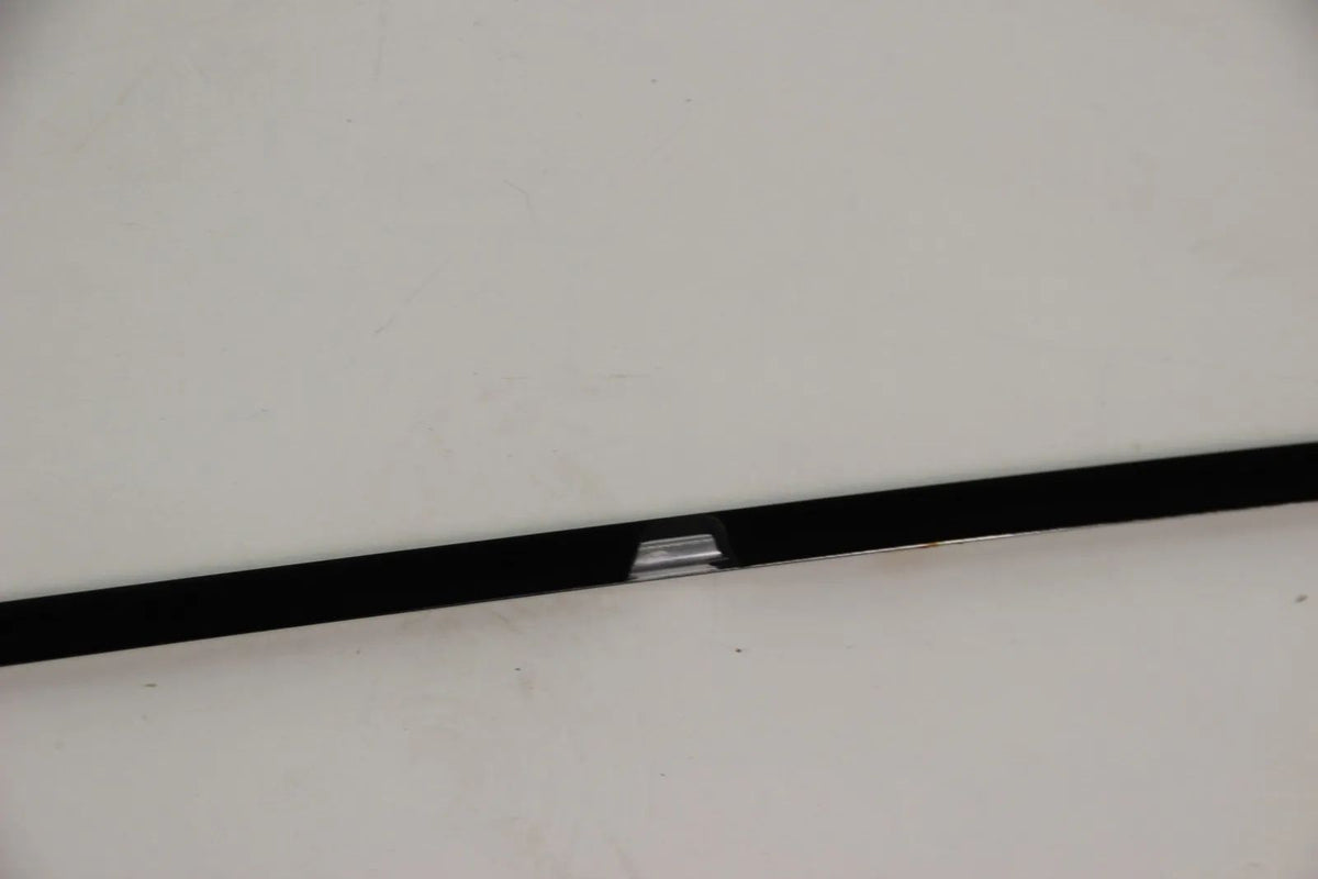 BMW E46 3er Touring 316i-330i Schachtabdeckung aussen rechts chrom hinten