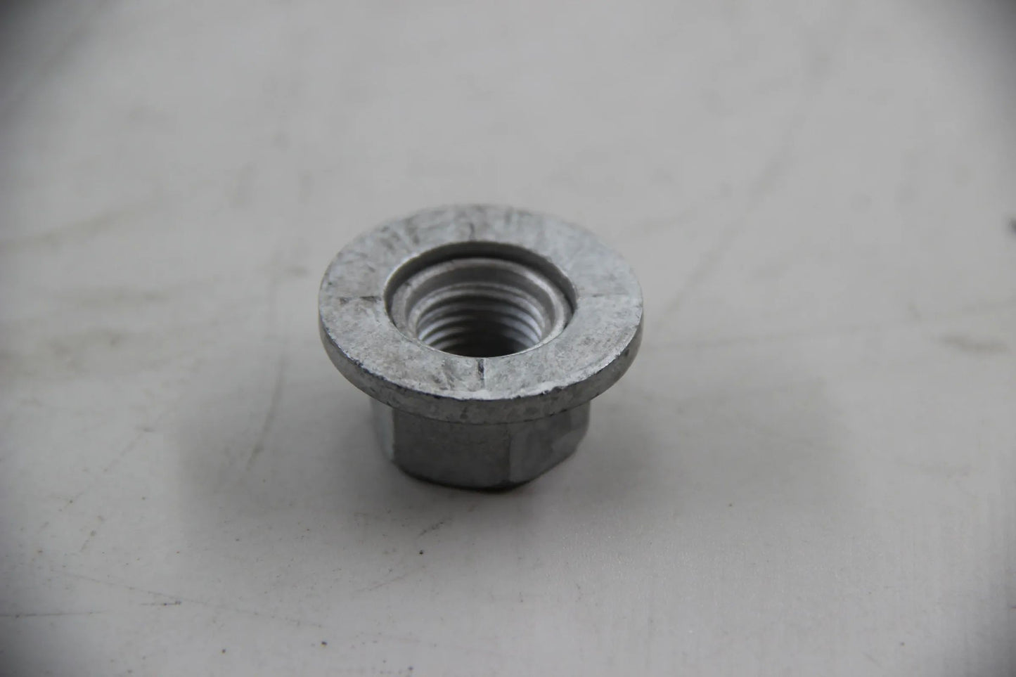 Original BMW E81 E88 E90 E39 E63 E38 E67 E84 Kombimutter M14X1,5 ZNS 33321092384